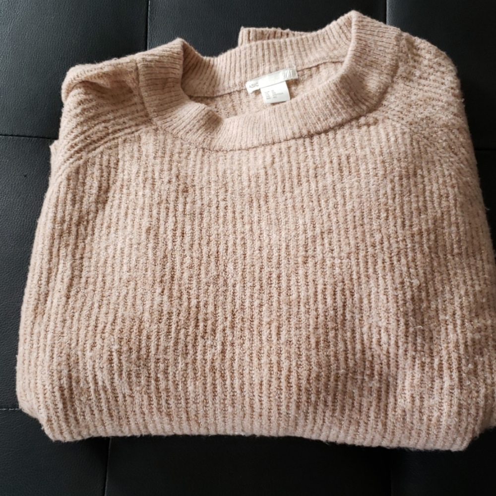 H&M sweater